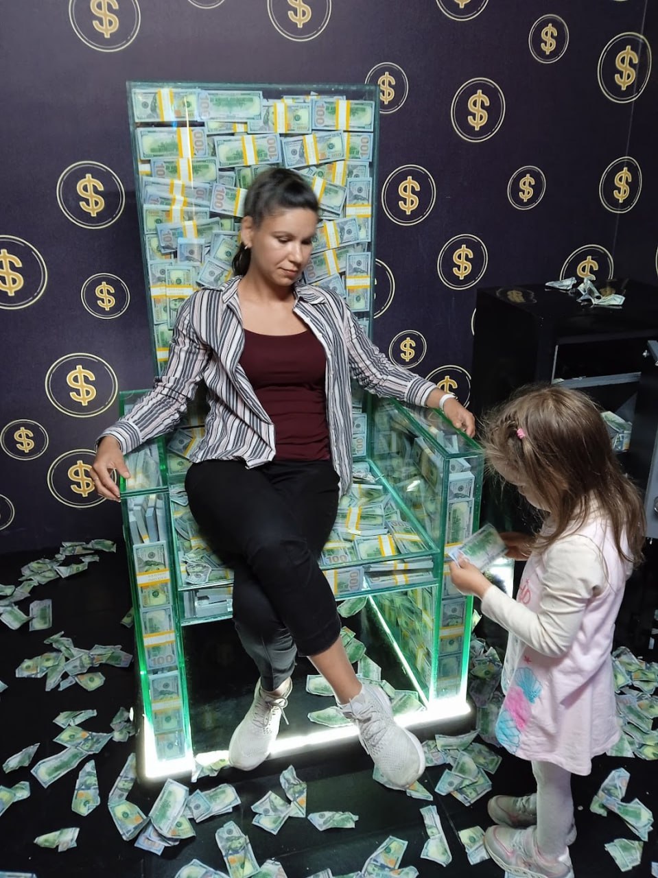 Обсуждение зарплат и карьерных вопросов image preview